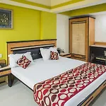 Hotel Sachdeva Excellency