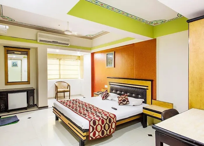 Hotel Sachdeva Excellency