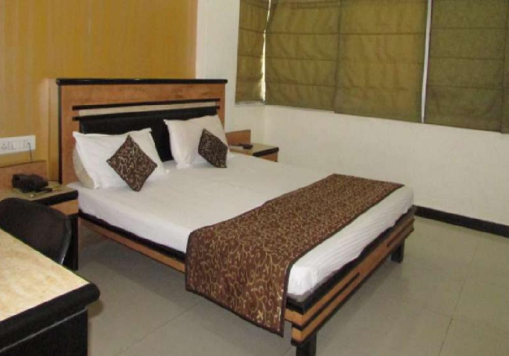 Sachdeva Excellency 3*